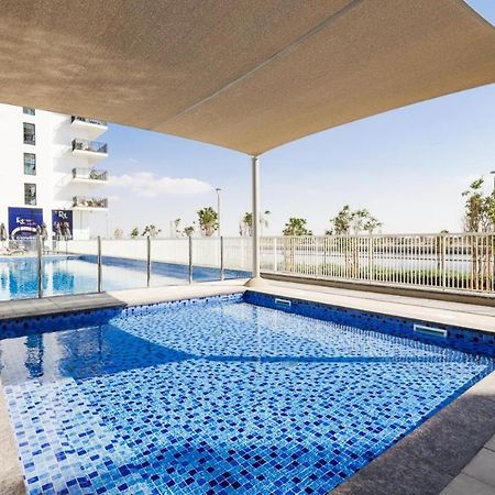 Smart Living Apartment Абу-Даби Экстерьер фото